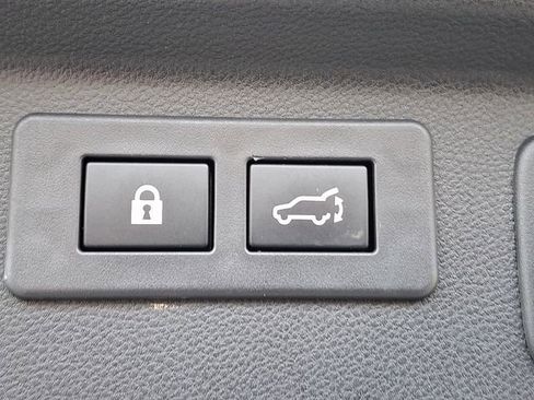 Used 2024 Subaru Forester Limited image 29