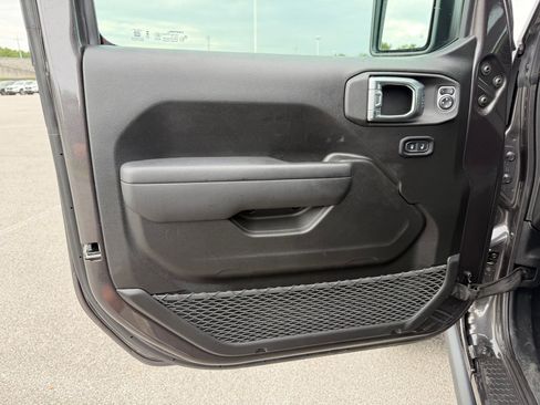 Used 2026 Jeep Wrangler Unlimited Sport AWD/4WD image 13