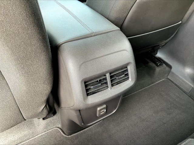 Used 2024 GMC Terrain SLE w/ Elevation Edition AWD/4WD image 23