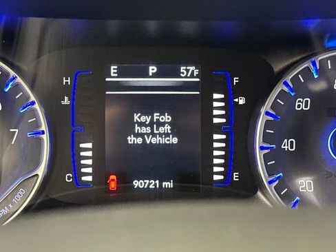 Used 2020 Chrysler Pacifica Touring w/ S Appearance Package image 18