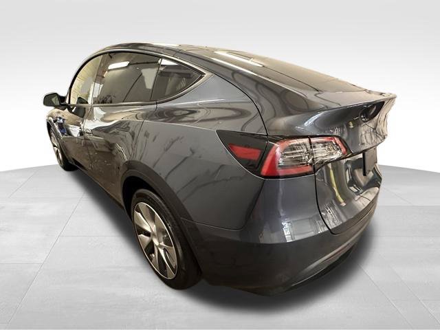 Used 2023 Tesla Model Y Long Range AWD/4WD image 6