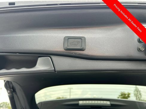 Used 2023 Toyota RAV4 XLE w/ Convenience Package FWD image 18
