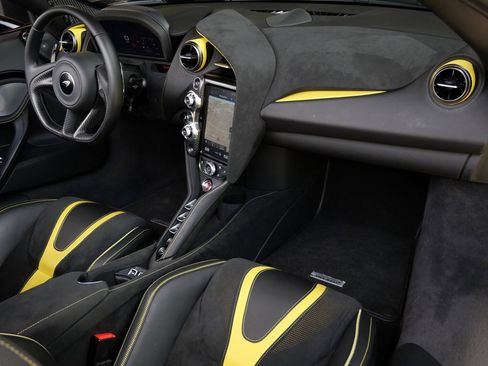 Used 2023 McLaren 720S Performance image 10
