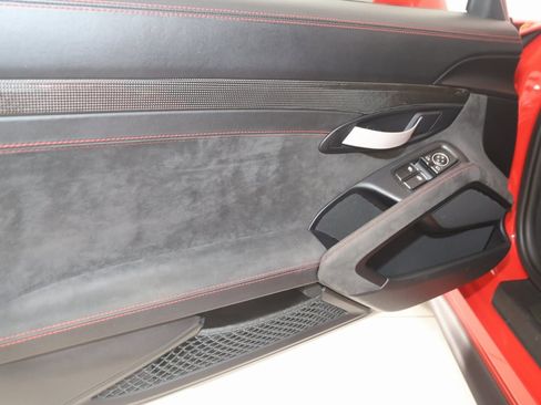 Used 2019 Porsche 911 GT3 RS image 45