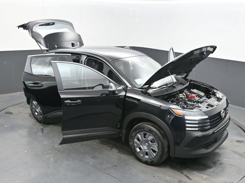 New 2026 Nissan Kicks S image 37