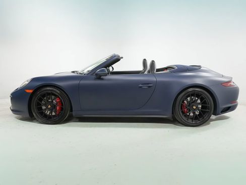 Certified 2019 Porsche 911 Carrera GTS RWD image 2
