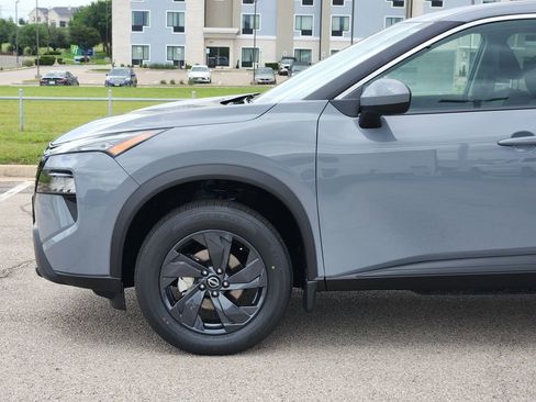 New 2026 Nissan Rogue SV FWD image 6