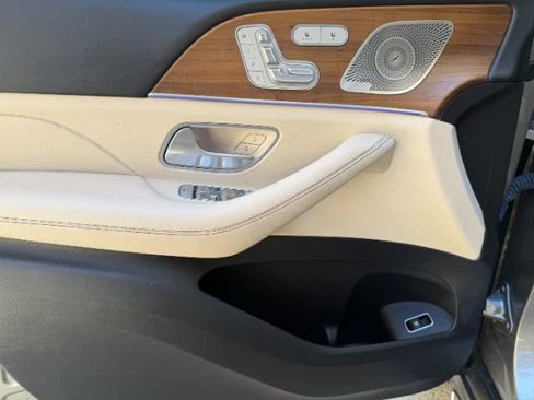 Used 2021 Mercedes-Benz GLE 350 4MATIC image 29