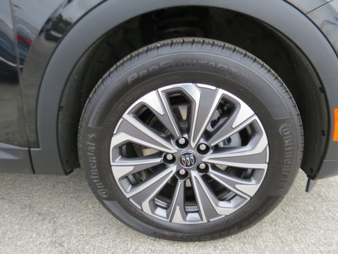 Used 2025 Buick Envision Preferred AWD/4WD image 10