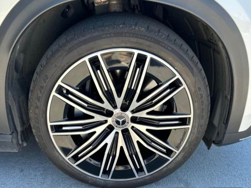 Used 2023 Mercedes-Benz EQE 500 4MATIC SUV image 6