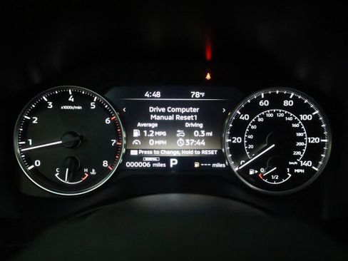 New 2025 Mitsubishi Outlander SE image 11