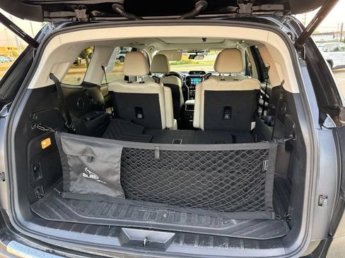 Used 2020 Subaru Ascent Limited w/ Technology Package AWD/4WD image 17