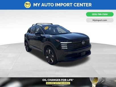 Used 2025 Nissan Kicks SR w/ Illumination Package