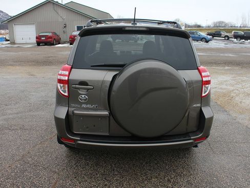 Used 2009 Toyota RAV4 4WD image 7