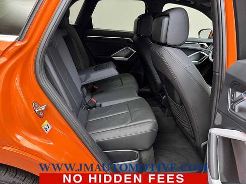Used 2021 Audi Q3 2.0T Premium w/ Convenience Package AWD/4WD image 18