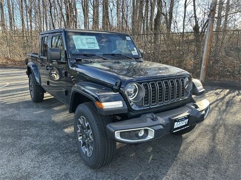 New 2026 Jeep Gladiator Sport image 2
