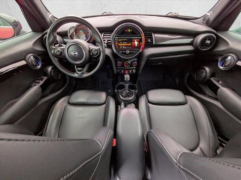 Used 2019 MINI Cooper S image 19