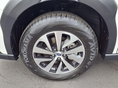 Certified 2025 Subaru Outback Premium w/ Popular Package #1A image 15