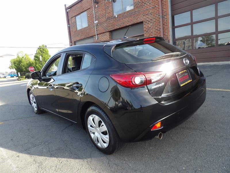 Used 2015 MAZDA MAZDA3 i Sport FWD image 3