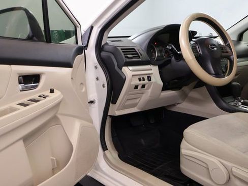 Used 2014 Subaru Crosstrek 2.0i Premium w/ Moonroof Package image 8