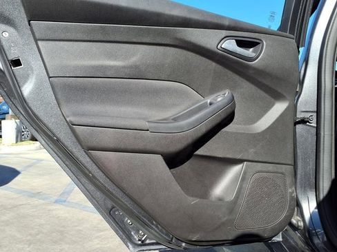 Used 2016 Ford Focus ST FWD image 22