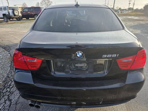 Used 2011 BMW 328i xDrive 328i xDrive AWD 4dr Sedan image 6