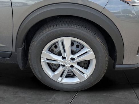 New 2025 Nissan Kicks Play S FWD image 11
