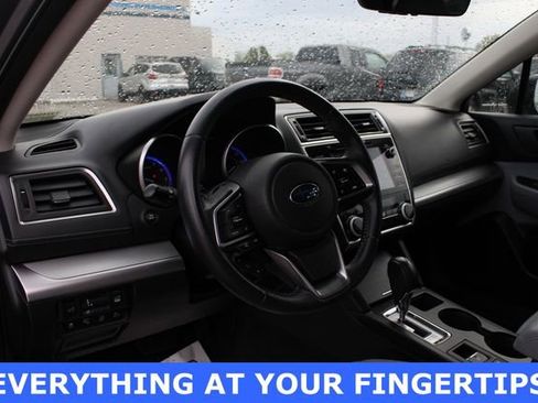 Used 2018 Subaru Outback 2.5i Premium image 2