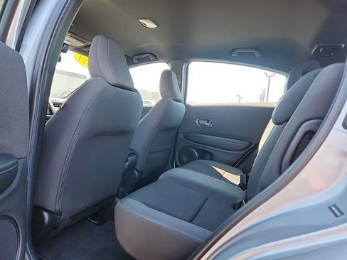 Used 2019 Honda HR-V Sport image 10