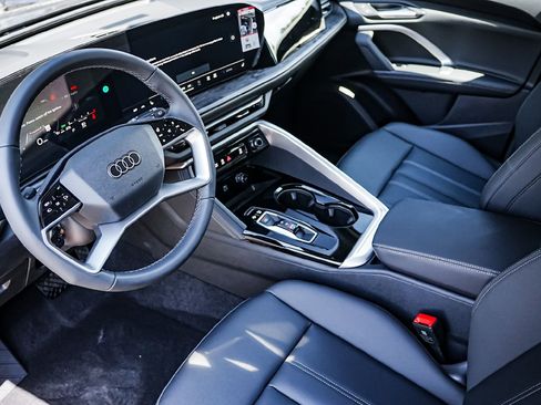 New 2025 Audi Q5 Premium image 10