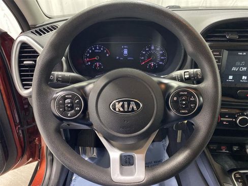 Used 2021 Kia Soul LX FWD image 11
