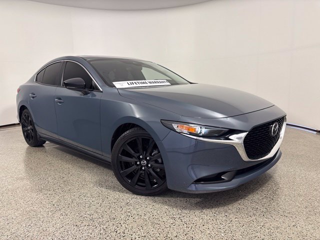 Used 2023 MAZDA MAZDA3 s FWD image 2