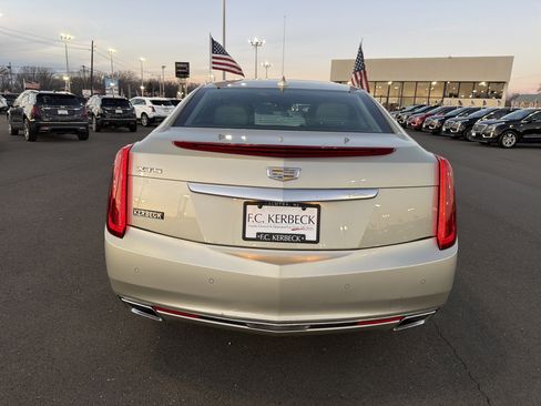 Used 2016 Cadillac XTS Luxury w/ Driver Awareness Package image 6