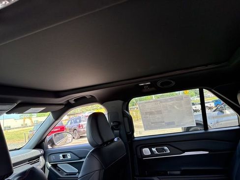 New 2026 Ford Explorer Tremor image 26