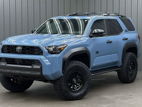 Used 2026 Toyota 4Runner TRD Off-Road Premium AWD/4WD image 1