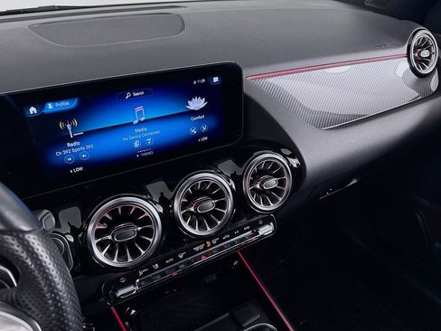 Certified 2023 Mercedes-Benz GLA 250 image 20