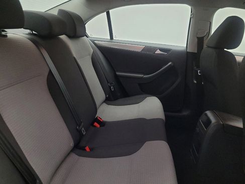 Used 2018 Volkswagen Jetta S image 19