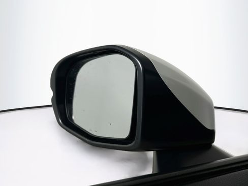 Used 2024 Honda HR-V LX image 16