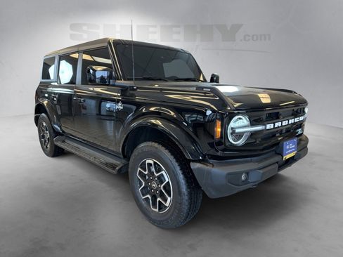 Certified 2025 Ford Bronco Outer Banks image 2