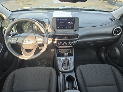 Used 2022 Hyundai Kona SEL image 25