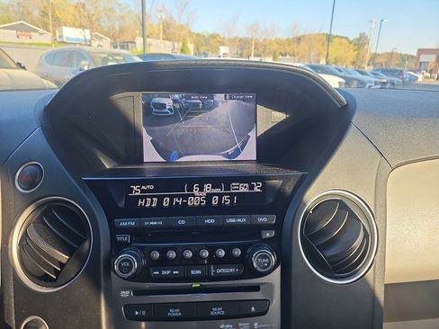 Used 2014 Honda Pilot Touring image 27