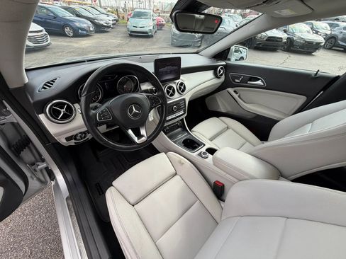 Used 2019 Mercedes-Benz CLA 250 4MATIC image 24