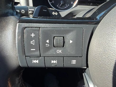 Used 2023 Nissan Rogue SL w/ SL Premium Package AWD/4WD image 12