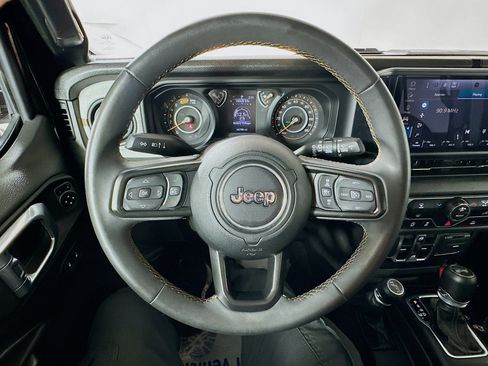 Used 2024 Jeep Wrangler Unlimited Sport AWD/4WD image 11