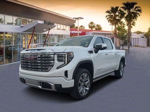 Used 2023 GMC Sierra 1500 Denali w/ Denali Reserve Package image 7
