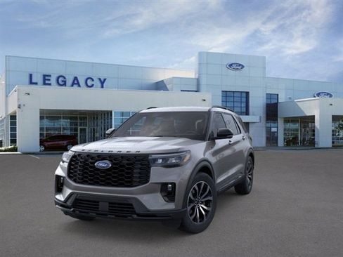 New 2026 Ford Explorer ST-Line w/ Premium Package image 2