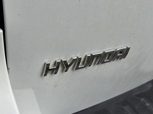 Used 2009 Hyundai Santa Fe GLS w/ Popular Equipment Pkg 2 FWD image 26