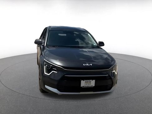Used 2026 Kia Niro LX FWD image 3