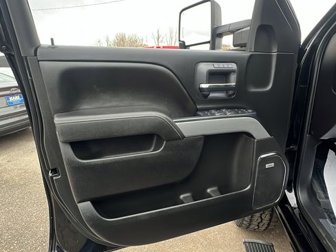 Used 2015 Chevrolet Silverado 1500 LTZ Z71 w/ Custom Sport Edition image 10