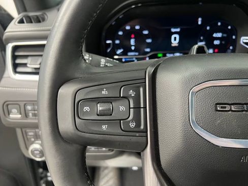 Used 2024 GMC Yukon Denali Ultimate AWD/4WD image 28